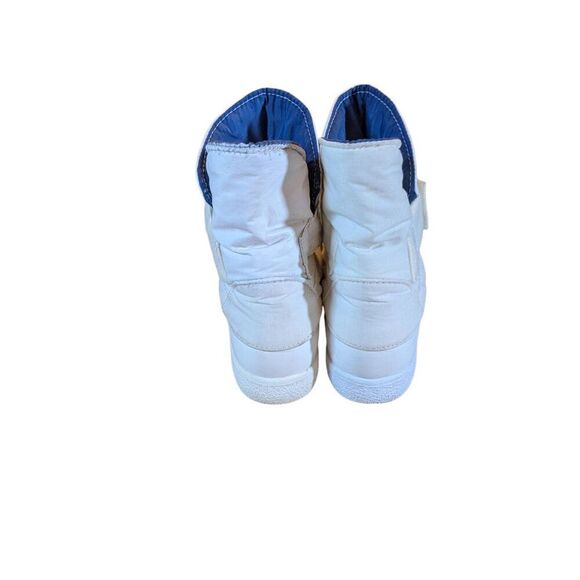 Tecnica Moon Boots size 5.5 in good condition. - Picture 3 of 10